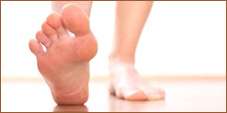 los pies