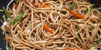 Receta pasta con verduras estilo oriental